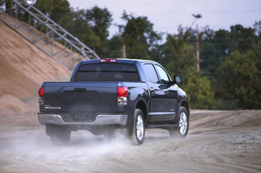  Toyota Tundra 2007 года  (фото 26 из 100)